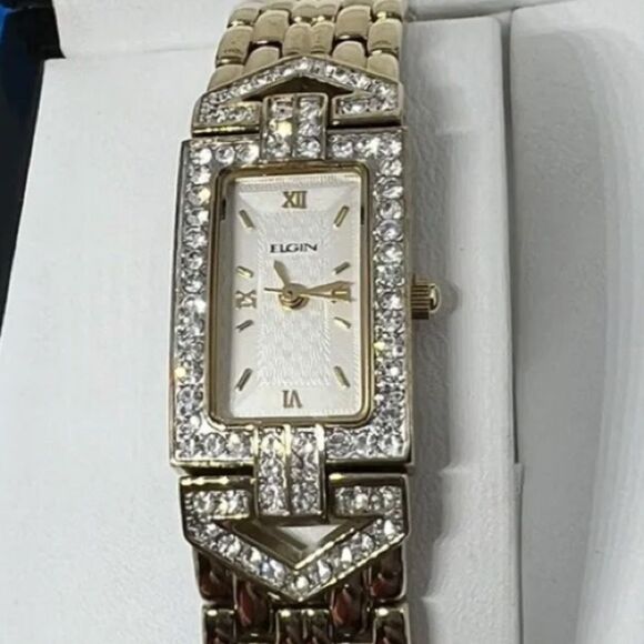 Gold Tone Rectangular  Watch Vintage elc230 main image 16